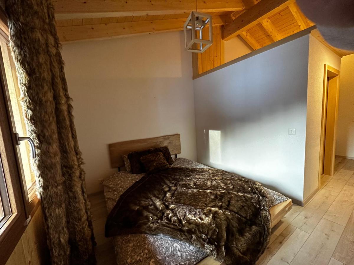 Chambres D'Hotes Les Louettes A Sapinhaut Canton Du Valais Saxon エクステリア 写真